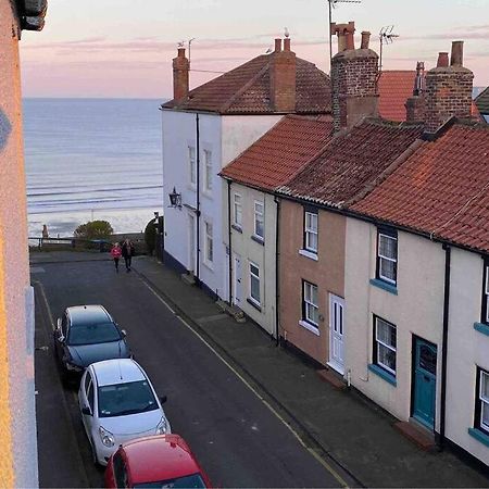 Lilly'S Cottage, Filey, Sleeps 8 Экстерьер фото
