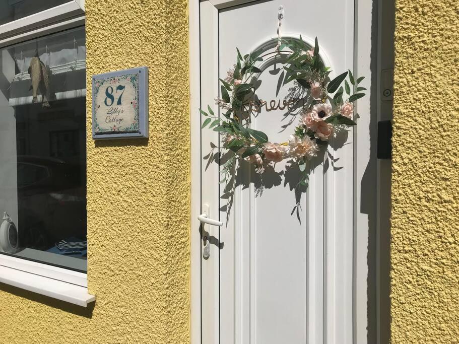 Lilly'S Cottage, Filey, Sleeps 8 Экстерьер фото