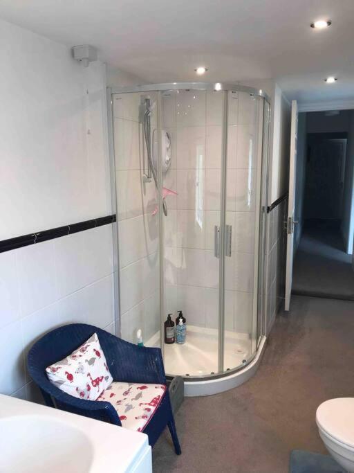 Lilly'S Cottage, Filey, Sleeps 8 Экстерьер фото